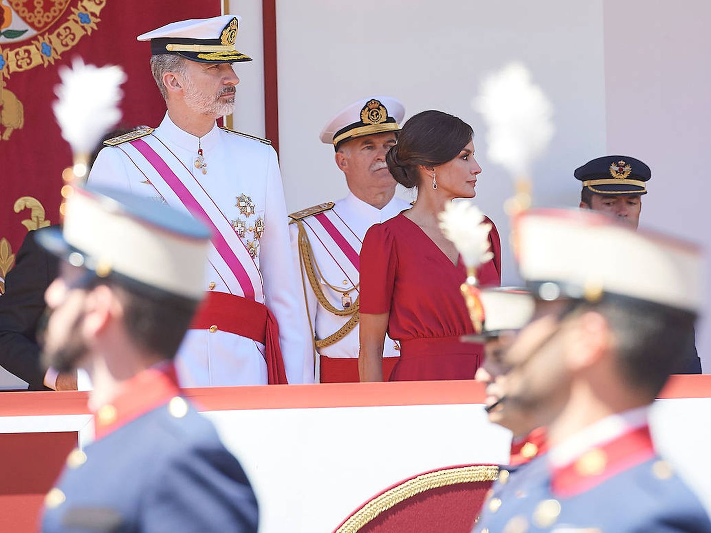 Los reyes presiden el Día de las Fuerzas Armadas en Sevilla. (Limited Pictures)