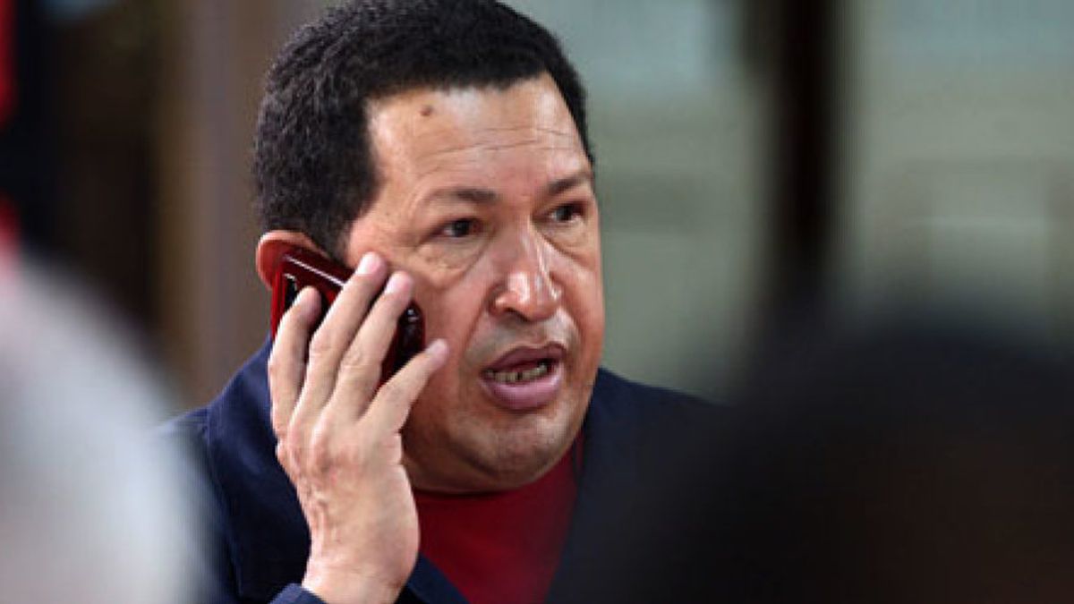 Chávez, dispuesto a "mirar al futuro" en las relaciones con Colombia