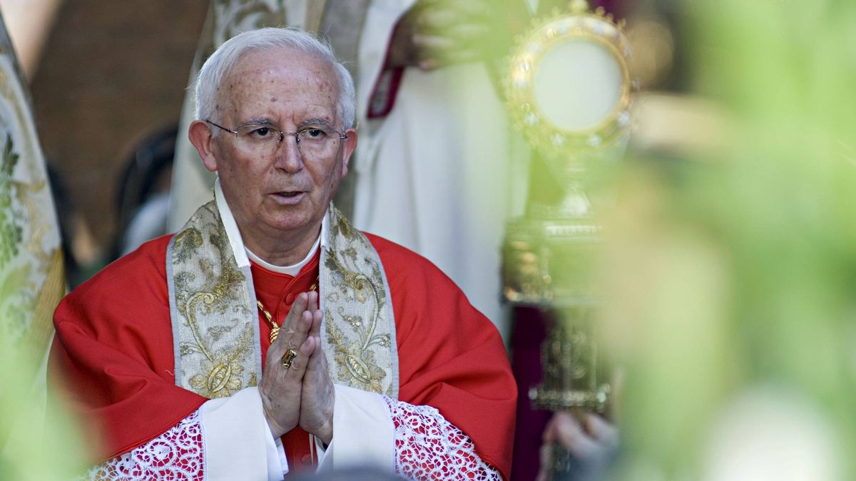 El cardenal Cañizares, el azote de gays, ateos, mujeres y abortistas que no contenta al Papa