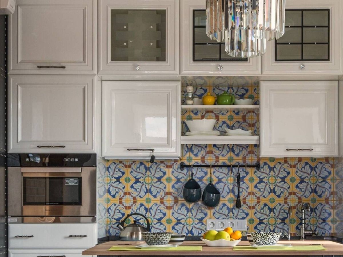 Foto: Aprovecha al máximo el espacio de tu cocina. (Pexels/Max Vakhtbovych)