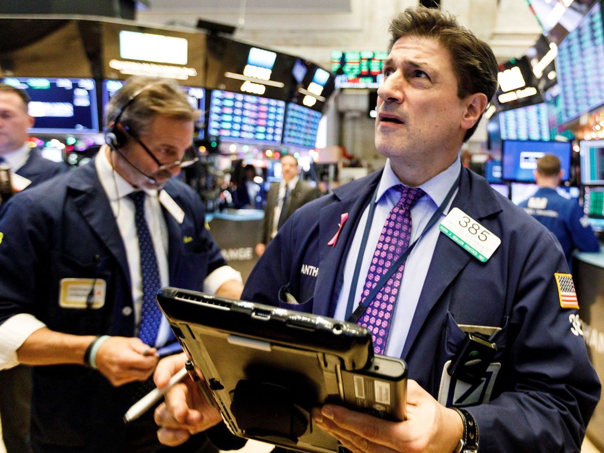 Foto: Un agente de bolsa en Wall Street. (EFE/Justin Lane)