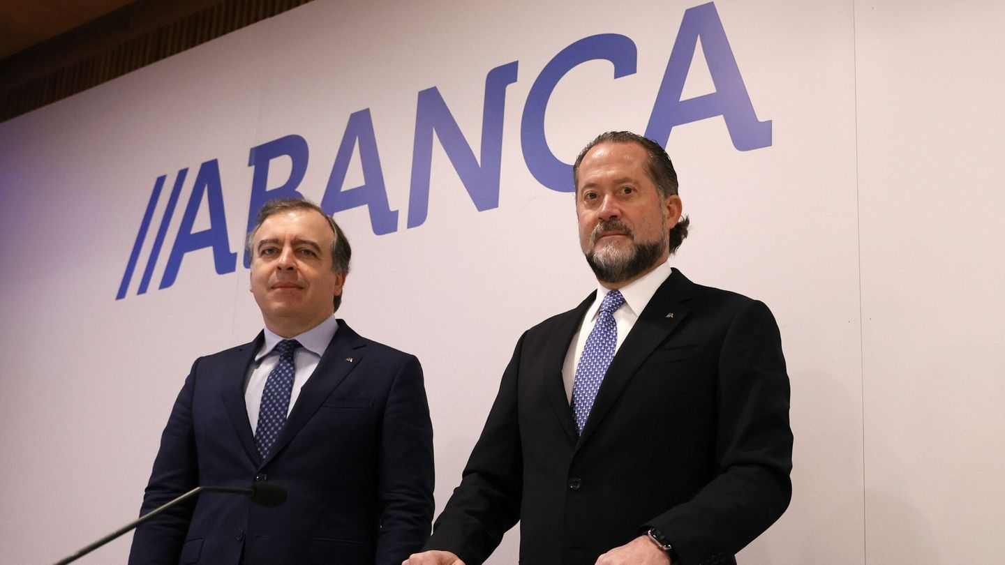 El presidente de Abanca, Juan Carlos Escotet (d) y el CEO, Francisco Botas (i). (EFE)