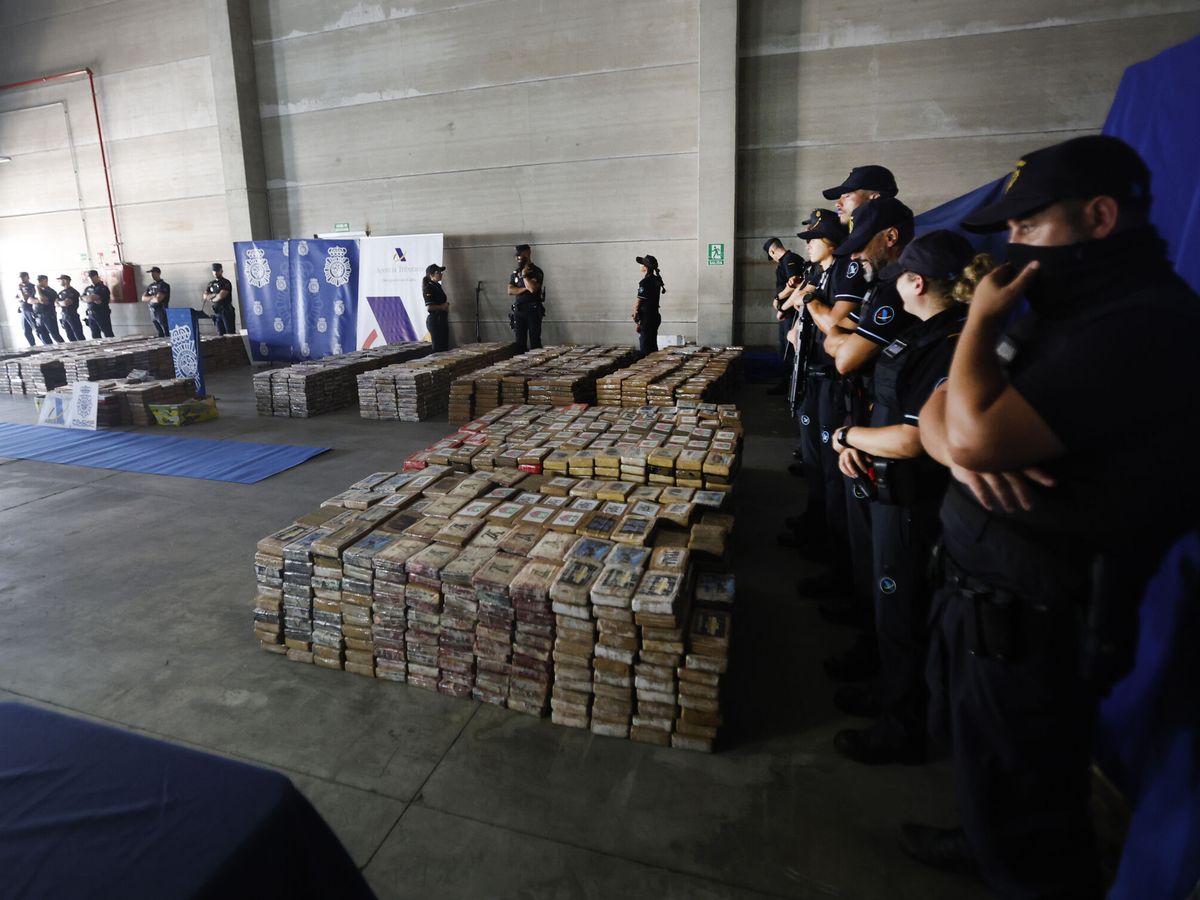 Foto: Incautación de 9,5 toneladas de cocaína en Algeciras. (EFE/A.Carrasco Ragel)