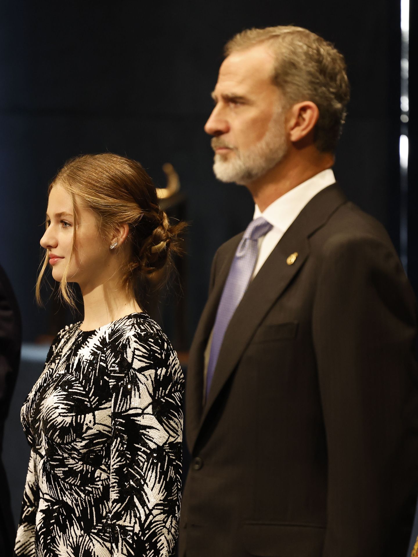 El rey Felipe VI y la princesa Leonor presiden la ceremonia de los Premios Princesa de Asturias de 2022. (Ballesteros/EFE)