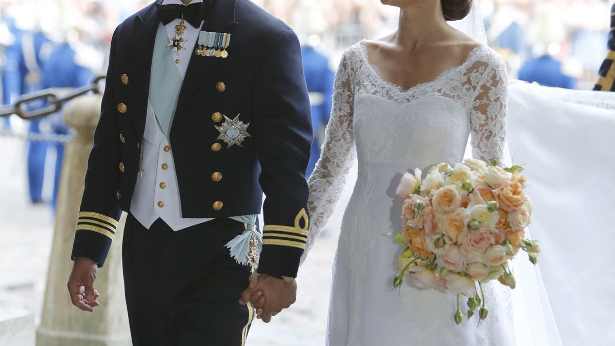 Los príncipes Carlos Felipe y Sofía de Suecia esperan su primer hijo 