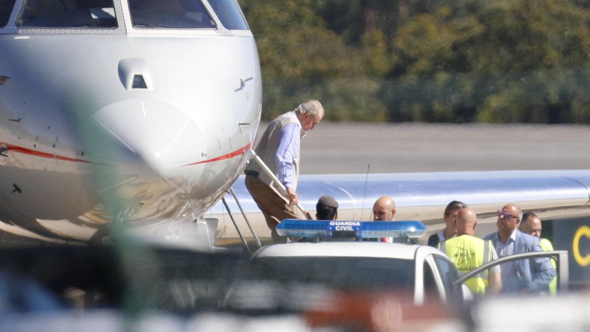 El rey Juan Carlos aterriza en España por tercera vez este año