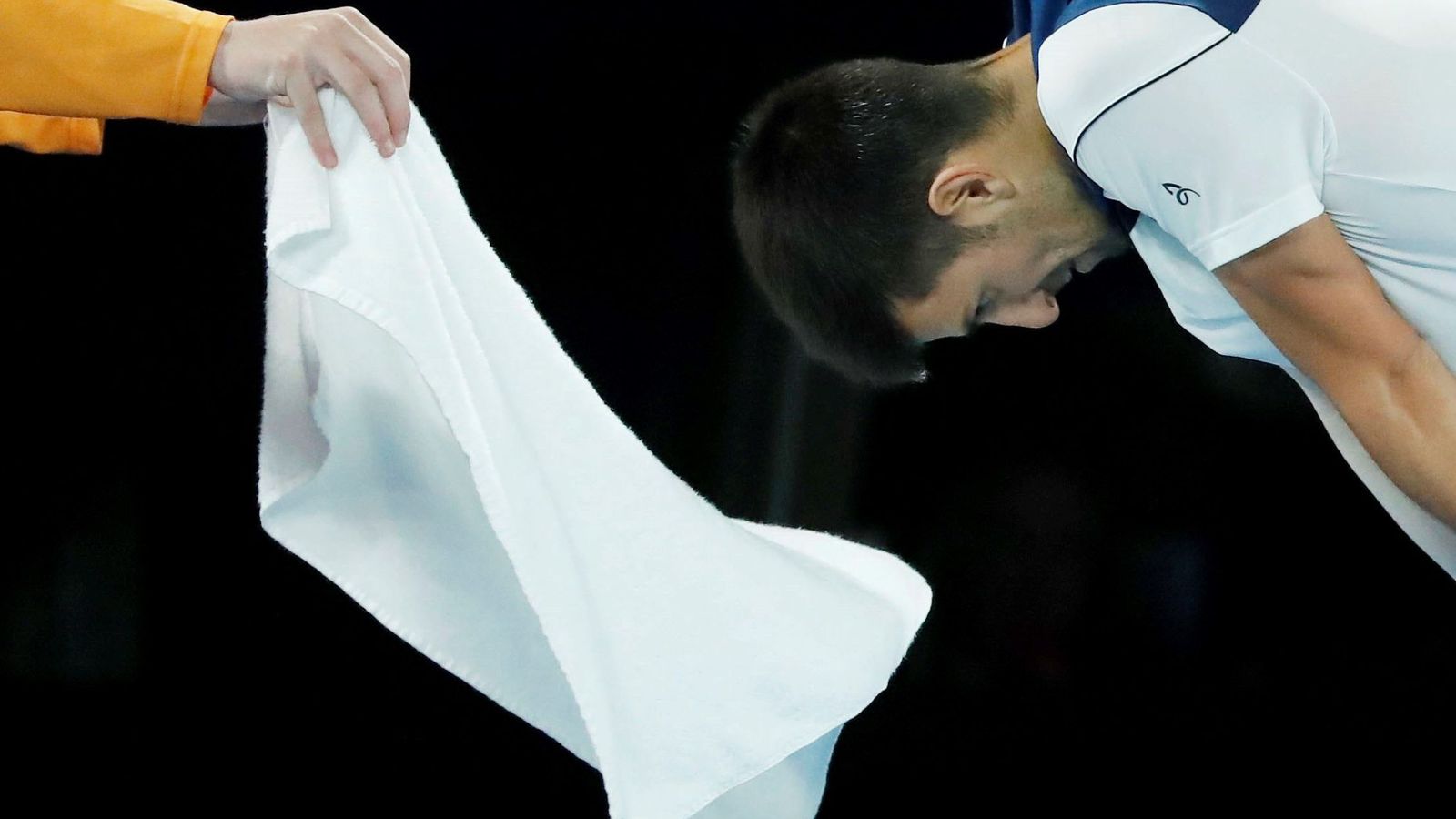 Foto: Novak Djokovic tras perder con Chung. (EFE)