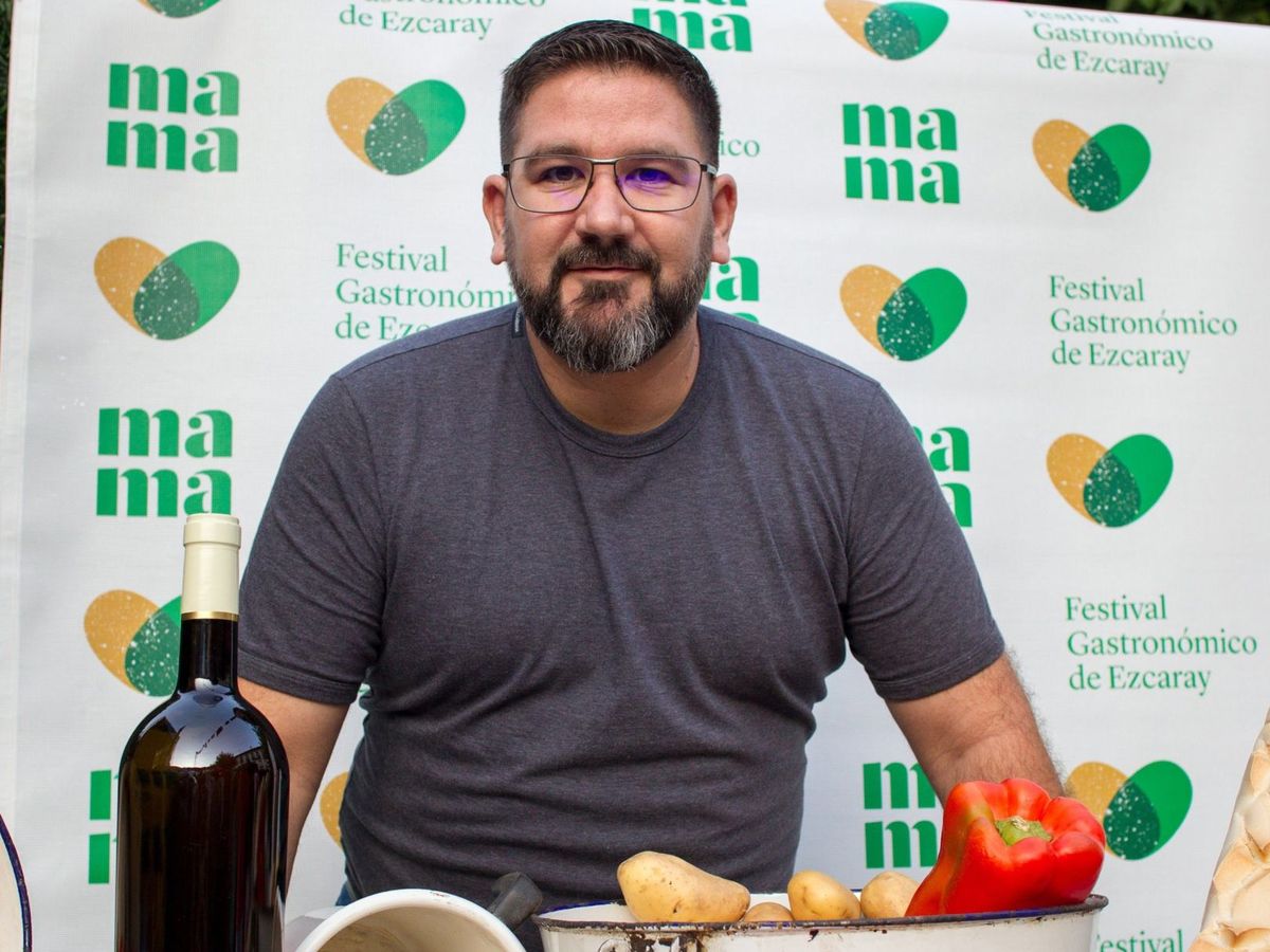 Foto: El premiado chef Dani García, en el festival gastronómico de Ezcaray. (EFE/Raquel Manzanares)