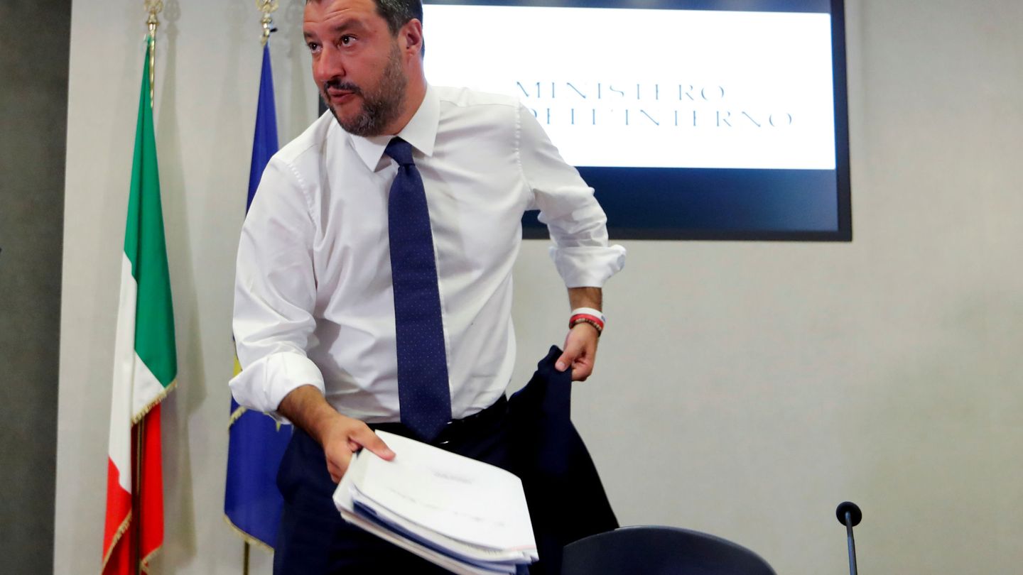 El viceprimer ministro italiano, Matteo Salvini, en una conferencia de prensa. (Reuters)