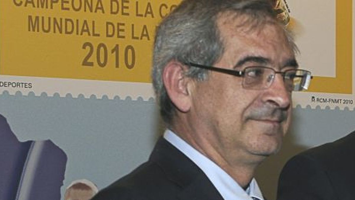 Industria propone al presidente de Correos, Alberto Lafuente, para presidir la CNE
