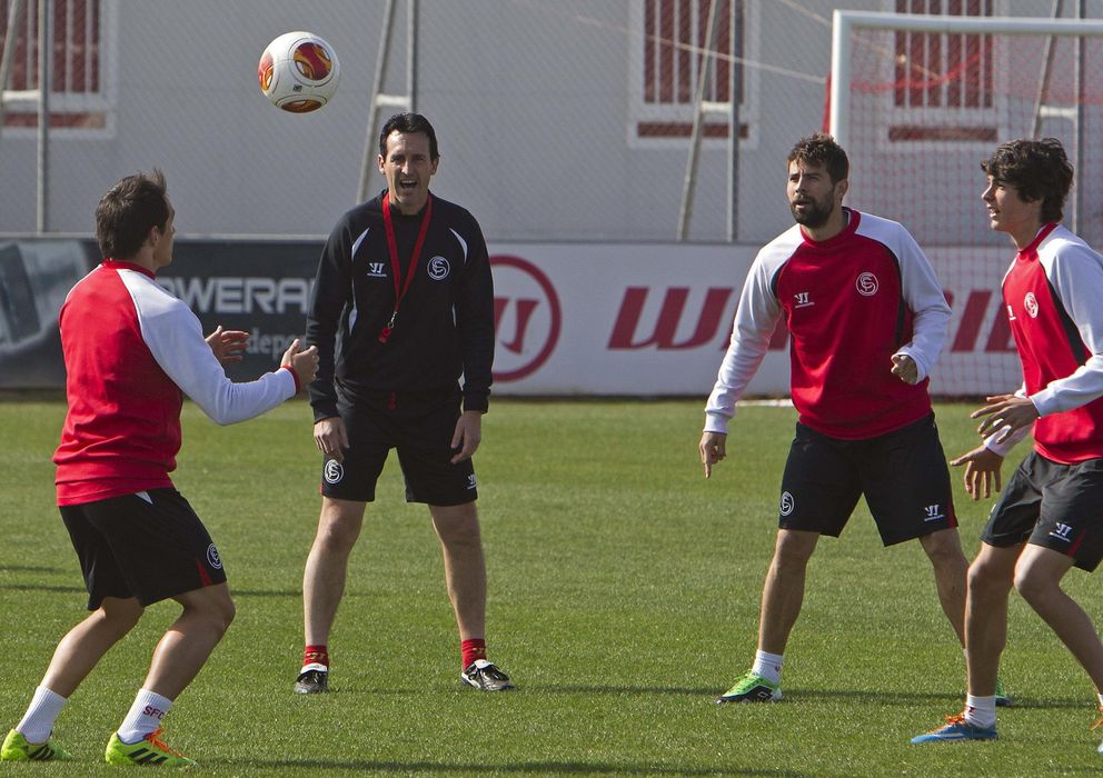 Foto: Imagen de un entrenamiento del Sevilla (EFE)