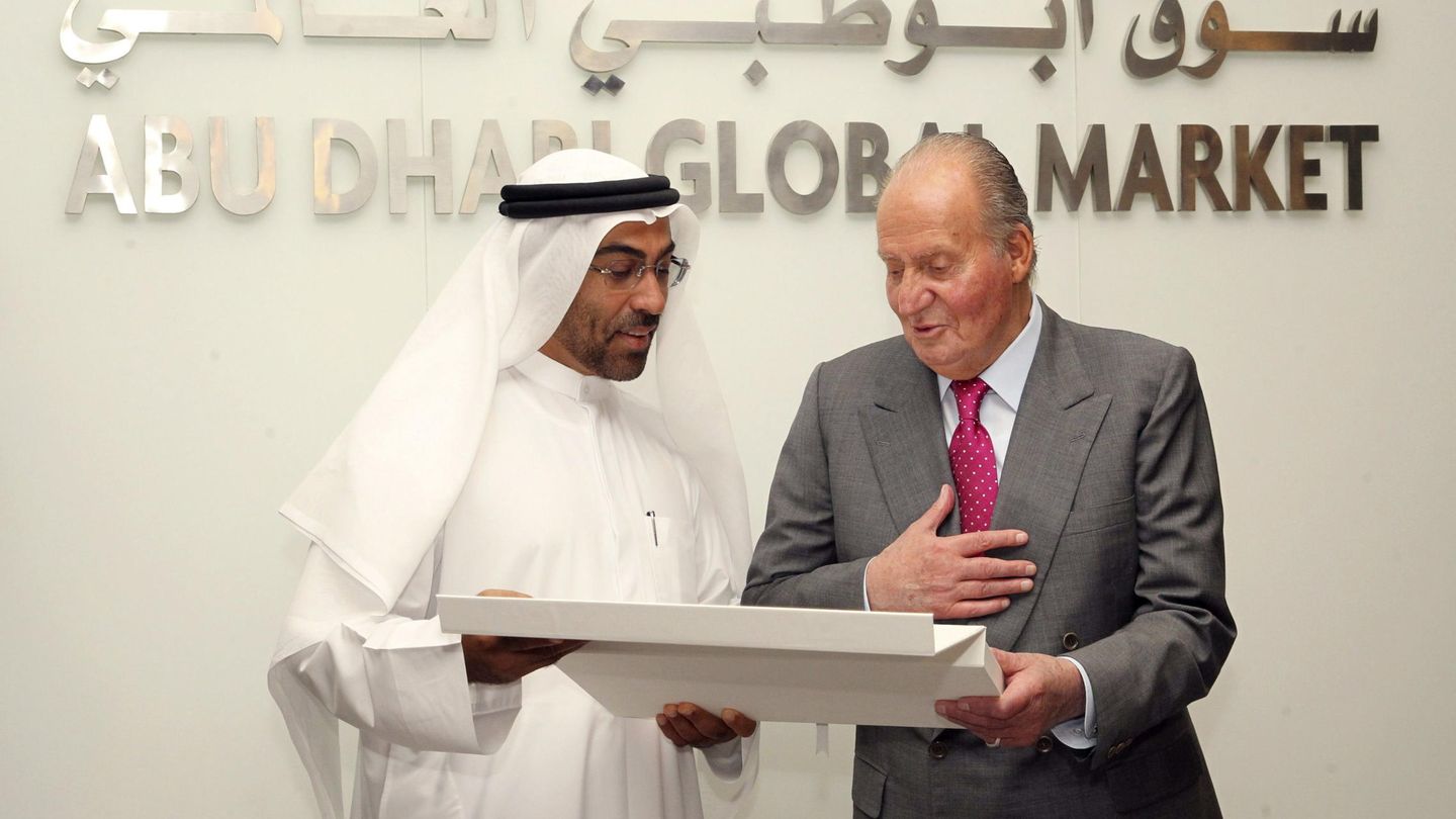 El rey Juan Carlos, durante una visita oficial a Abu Dabi. (EFE)