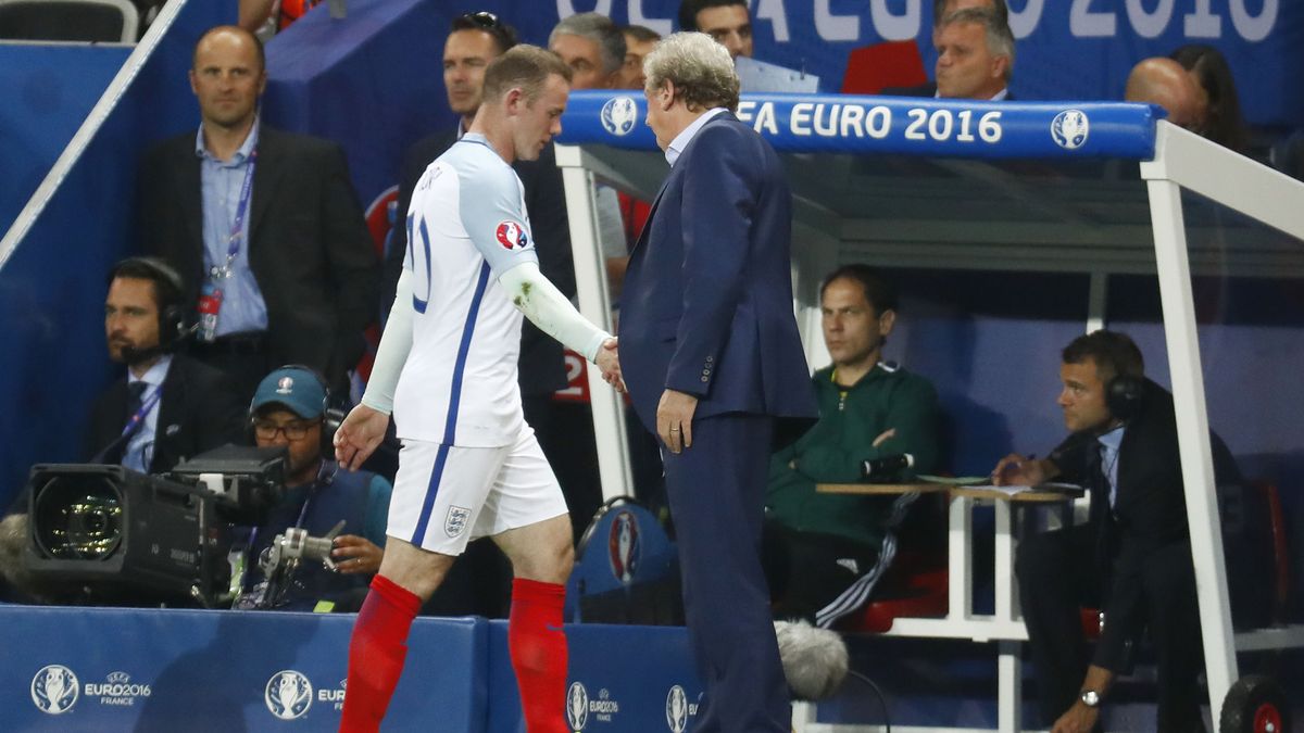 Inglaterra fustiga a Hodgson y Rooney por la derrota "más humillante" de su historia 