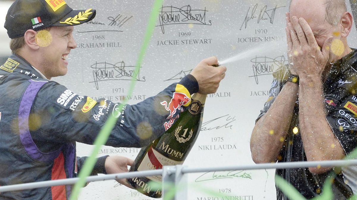 Por qué los ingenieros de Fórmula 1 firman autógrafos