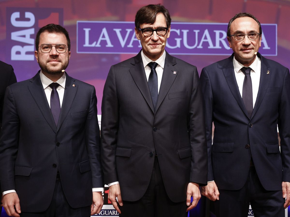Foto: Pere Aragonès, Salvador Illa y Josep Rull en un debate electoral durante la campaña de las elecciones catalanas. (EFE/Quique García)