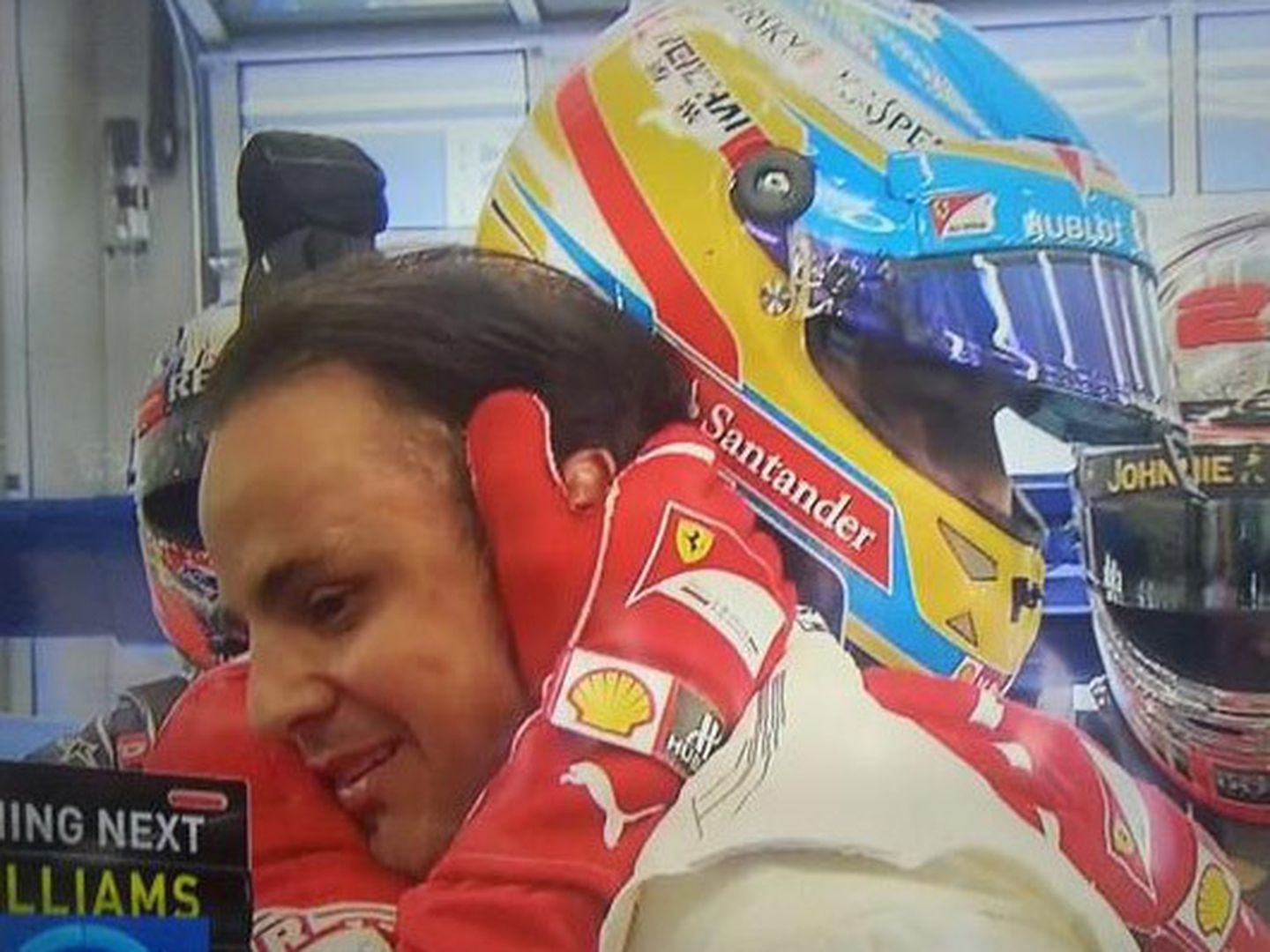 Alonso abrazando a Massa tras la Q3.