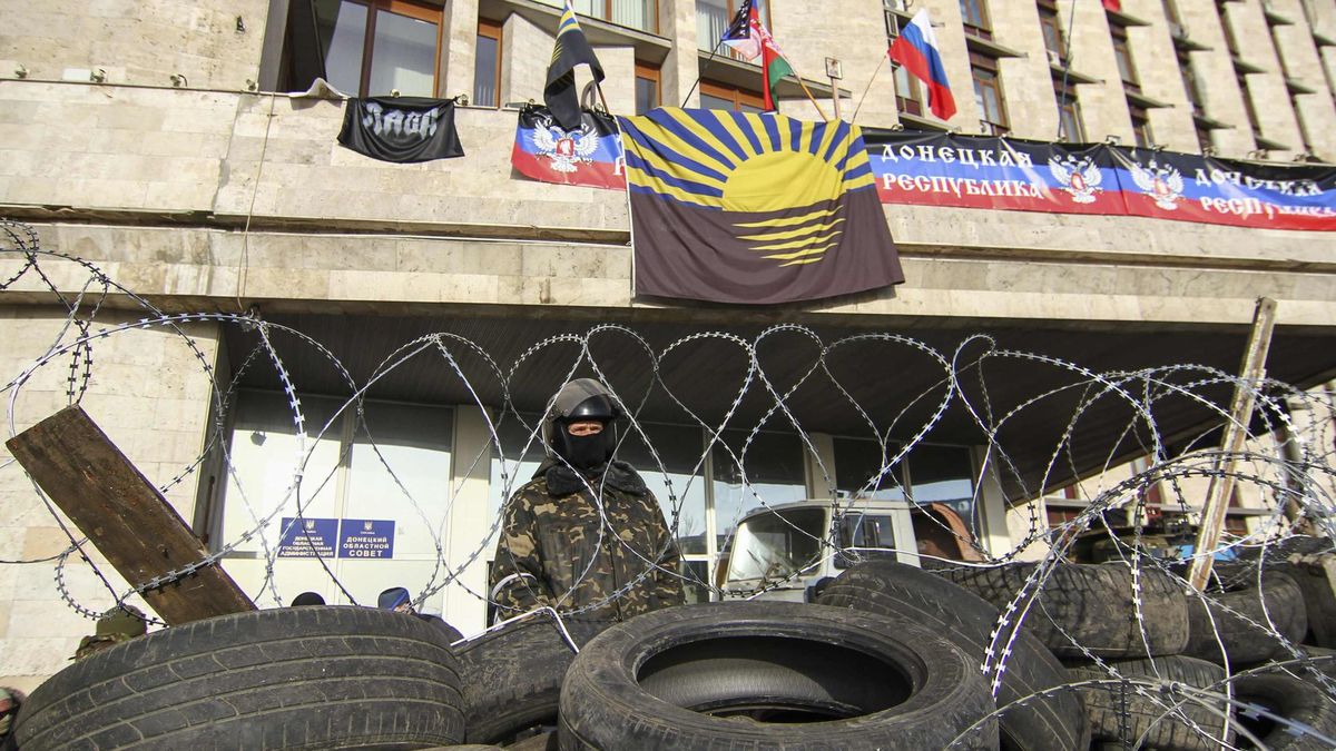Milicias prorrusas declaran la independencia de Donetsk, en el este de Ucrania
