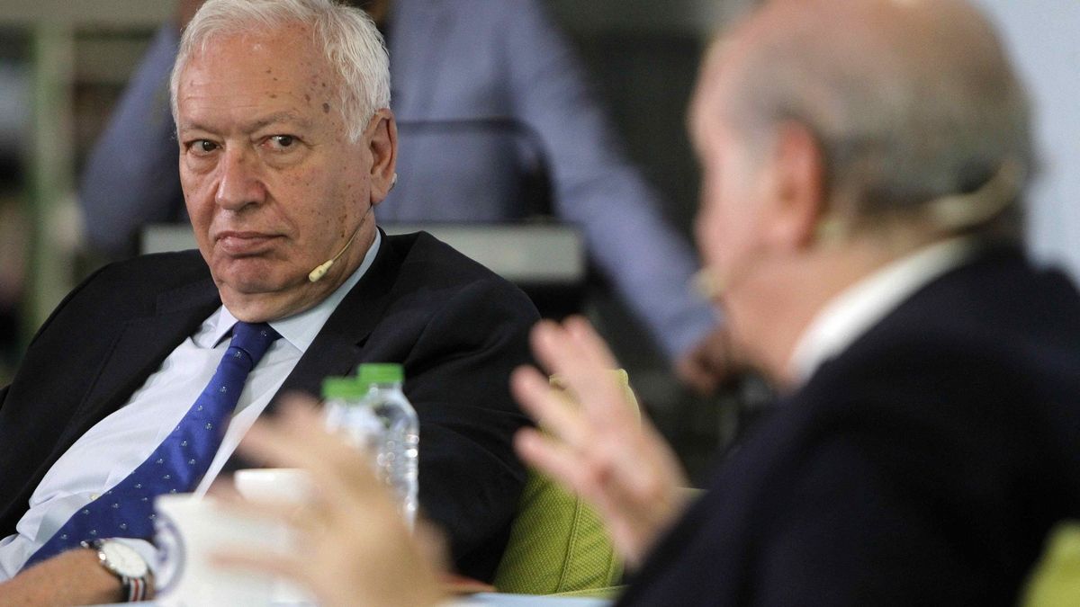 Margallo reunió al G-8 en su casa con las quinielas de ministros en el aire
