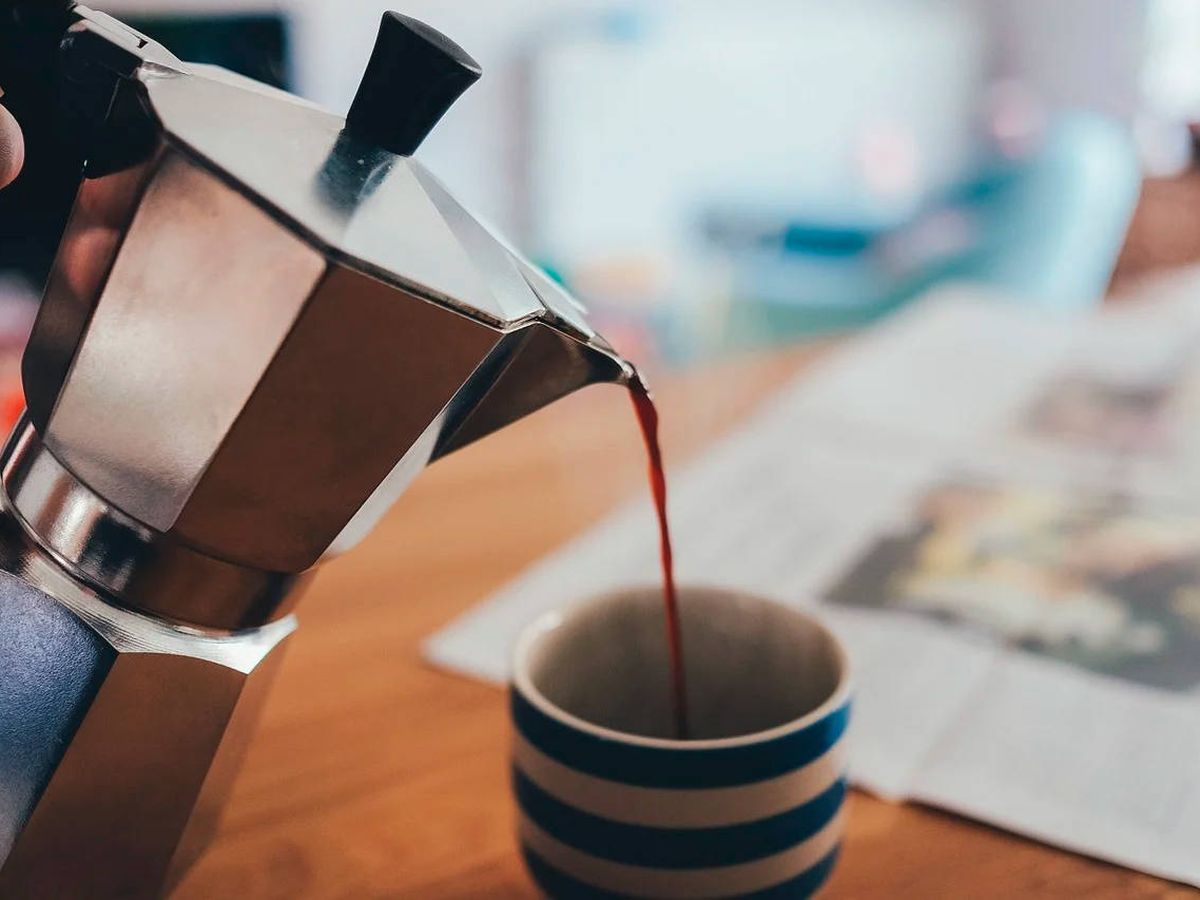 Foto: Si usas cafetera italiana, tienes que conocer este truco para sacarle el máximo provecho a tu café. (Pixabay)