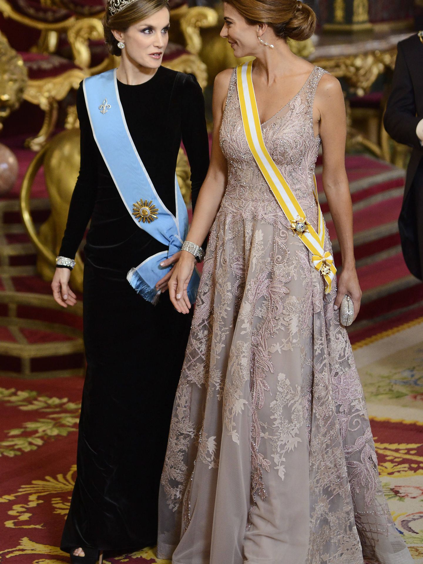  La reina Letizia y Juliana.