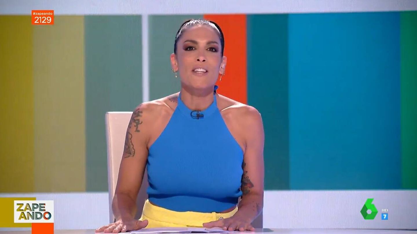 Lorena Castell presentando 'Zapeando'. (Atresmedia Televisión)