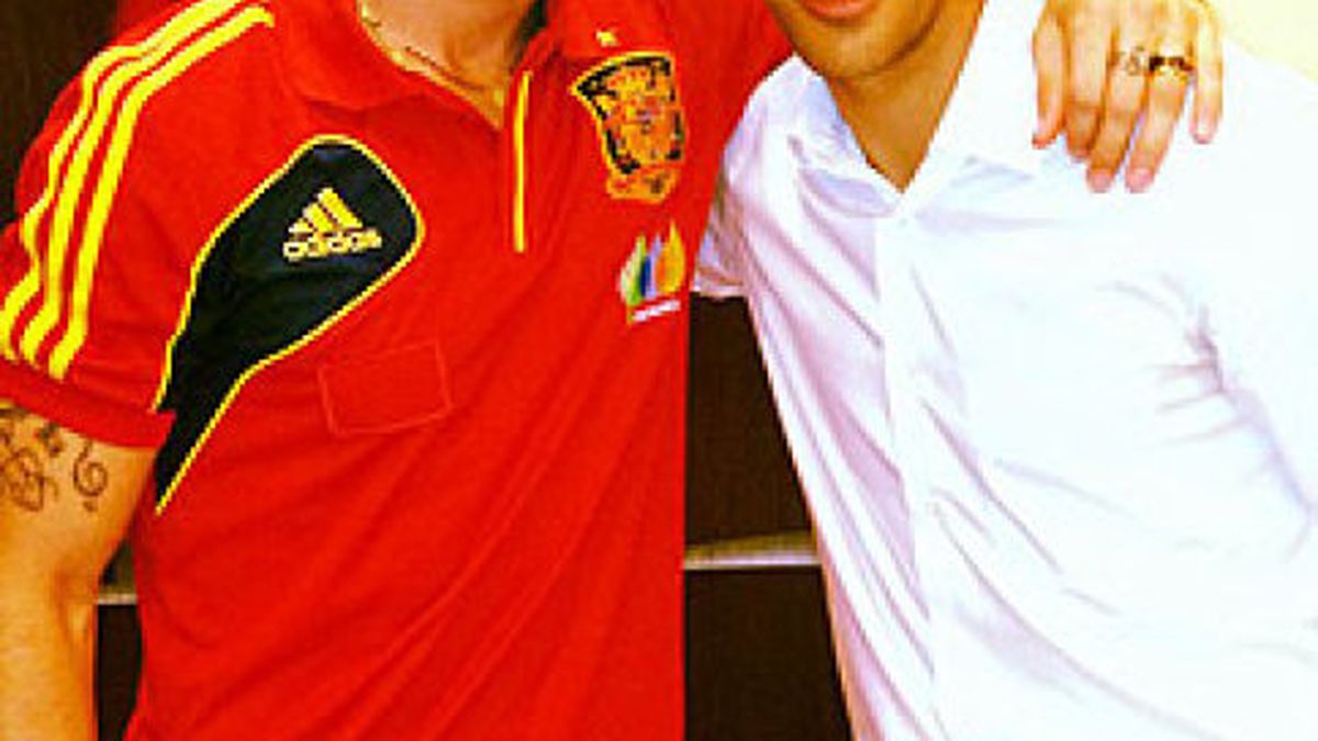 Raúl visitó a la selección española en Qatar