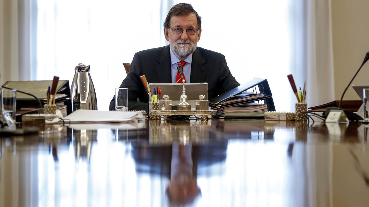 Rajoy por Rajoy: ¿ministro político? Dos tazas