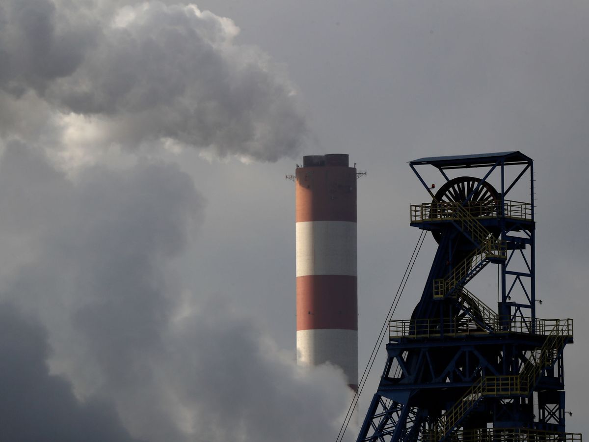 Foto: La planta térmica de Laziska, en Polonia. (Reuters)