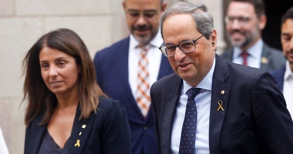 Foto: El presidente de la Generalitat, Quim Torra, y la consellera de presidencia y portavoz Meritxell Budó. (EFE)