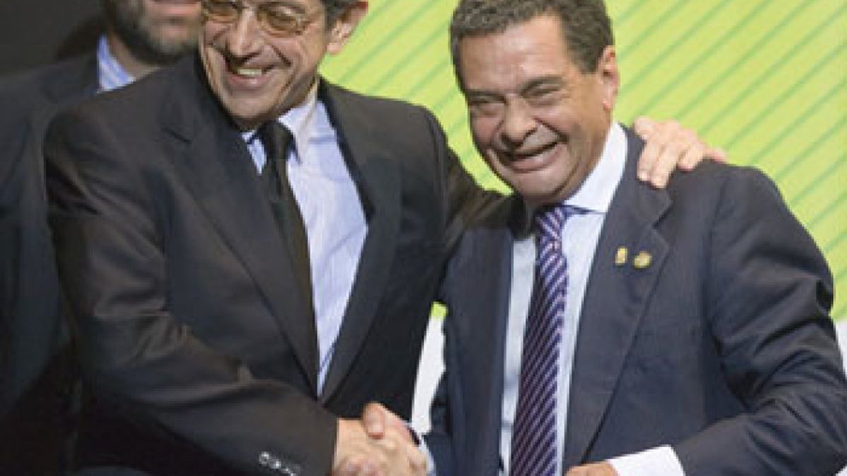 Augusto Delkader reparte críticas a diestra (Rouco) y siniestra (Barroso)