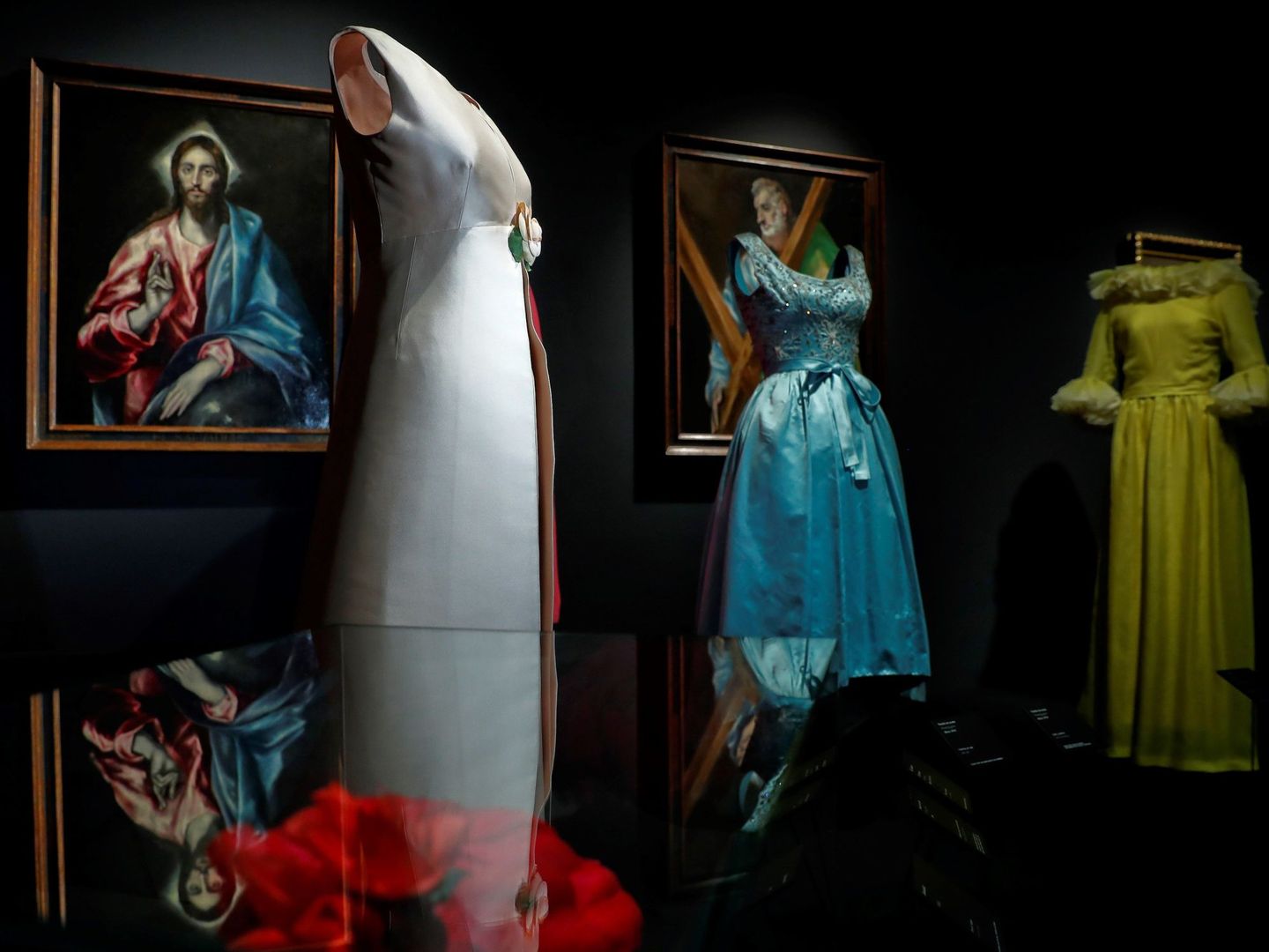 Vista de la exposición 'Balenciaga y la pintura española'. (EFE)
