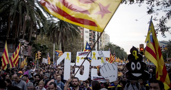 Foto: Manifestación independentista en Barcelona en noviembre de 2017. (EFE)