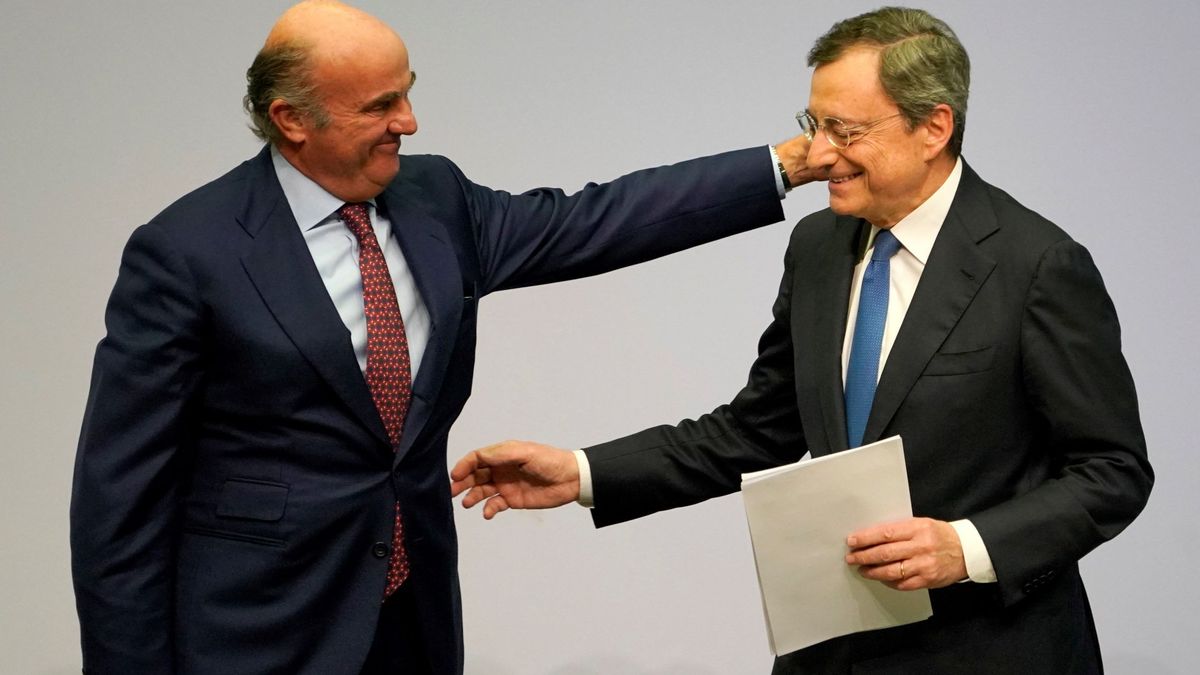 La banca asume un castigo por sus 40.000 millones en bonos italianos y españoles