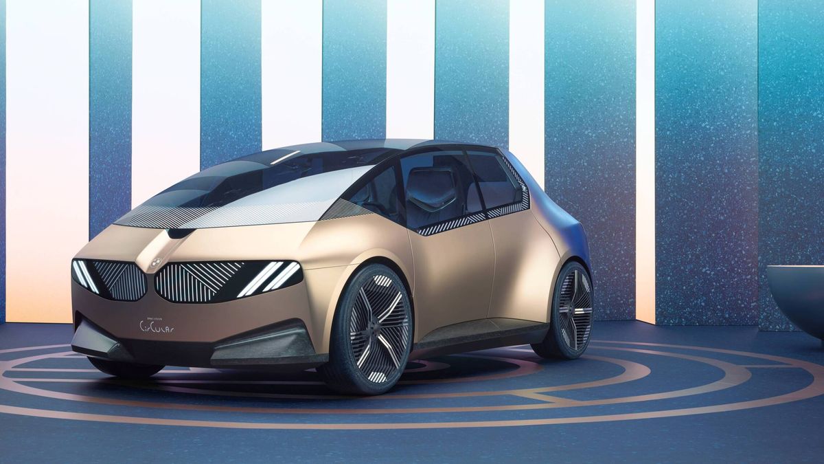 BMW nos lleva al año 2040 de la mano de su prototipo eléctrico i Vision Circular