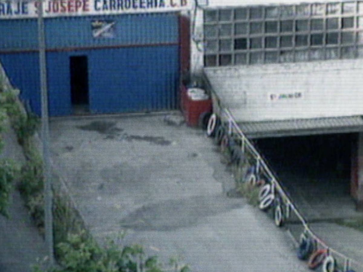 Foto: Fotograma del documental 'El desafío: ETA' de la nave en la que estaba encerrado Ortega Lara. (Amazon Prime Video)