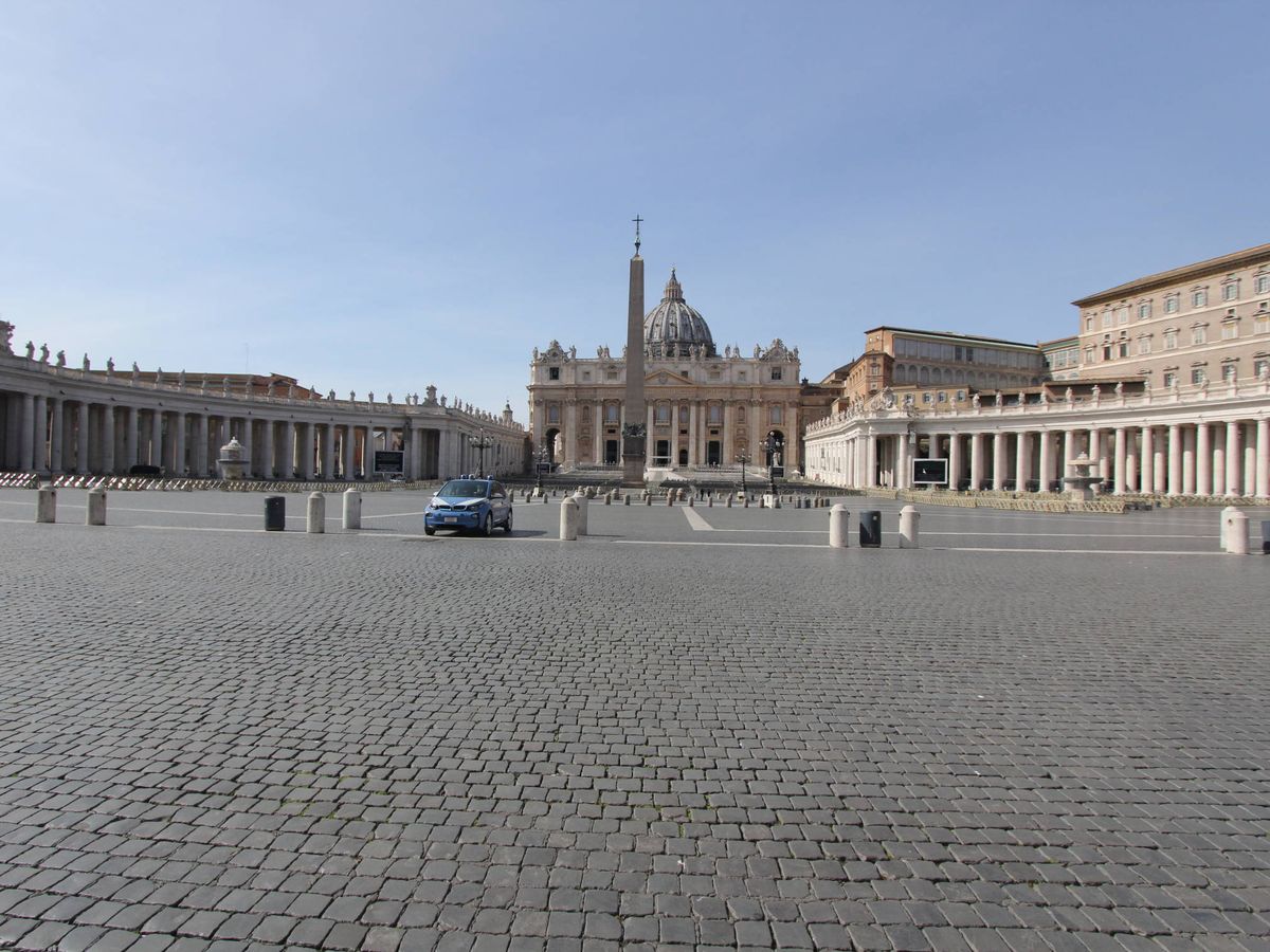 Foto: El Vaticano, completamente vacío. (J. B.)