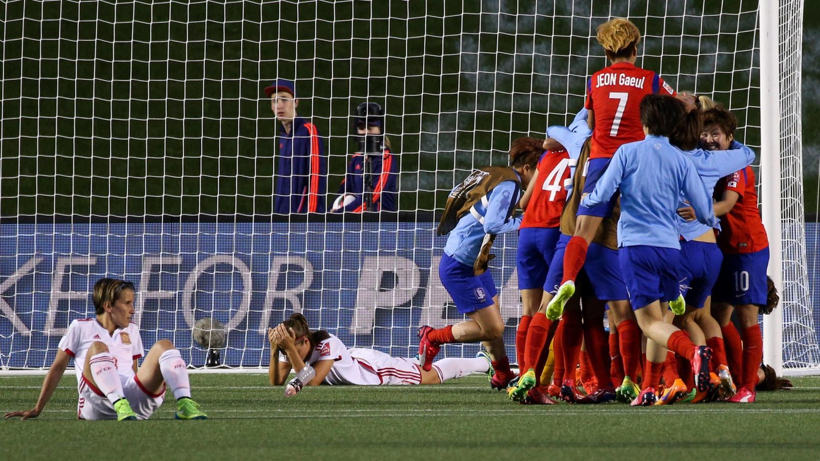 Foto: España cae eliminada ante Corea (Imago).
