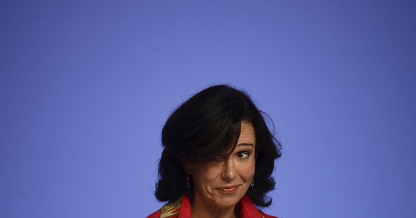 Foto: Ana Botín, presidenta de Banco Santander, en una imagen de archivo. (Reuters)
