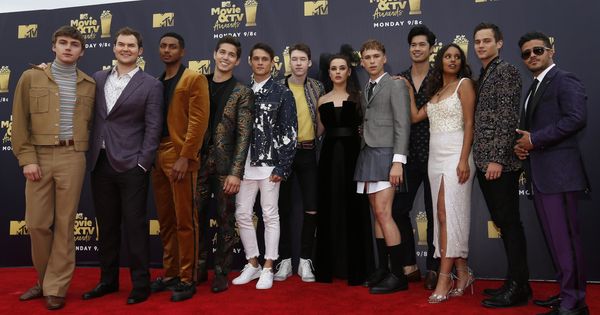 Foto: El reparto de la serie en los MTV Awards de 2018. (Reuters)