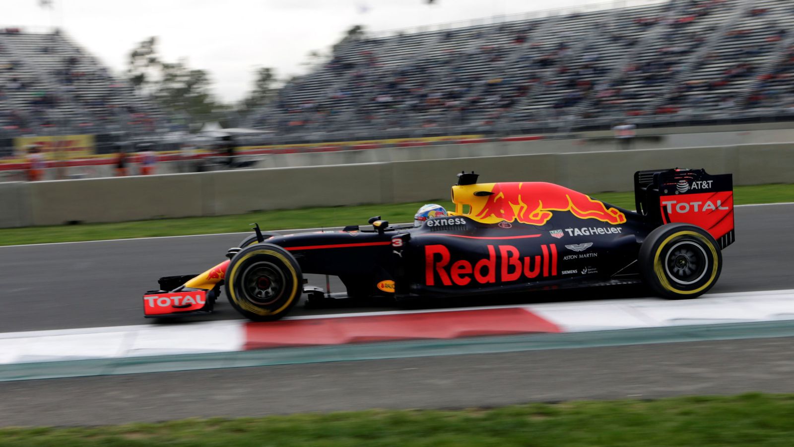 Foto: El futuro de Red Bull como 'equipo cliente' en la F1 es complicado (Henry Romero/Reuters)