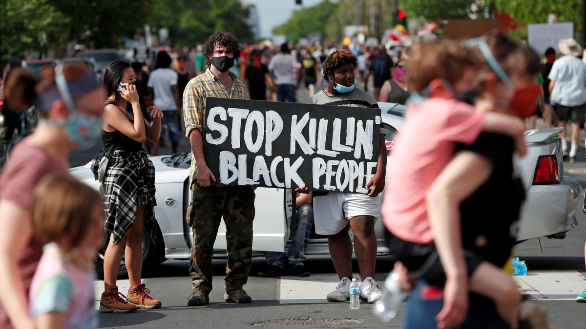 Indignación en EEUU por la muerte de un afroamericano por brutalidad policial  