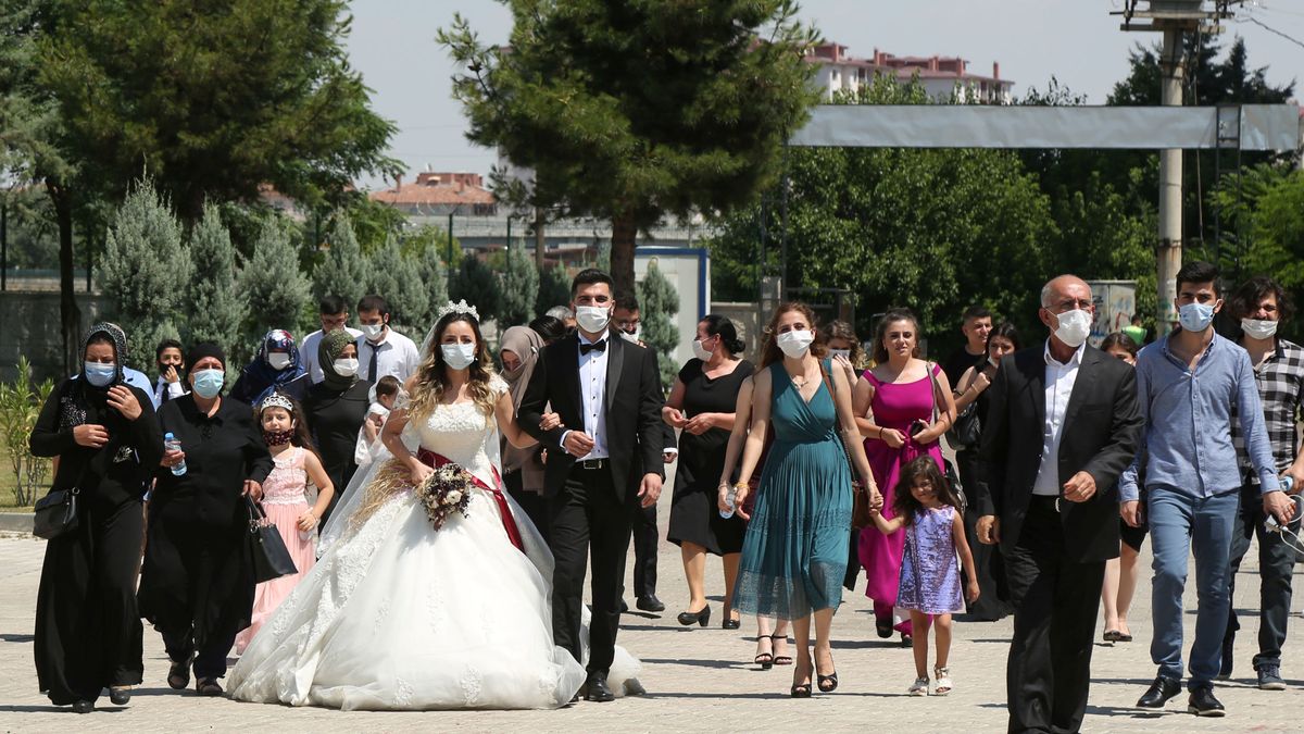 Un 'boom' de bodas es inevitable en España: la gran pregunta es cuándo se producirá