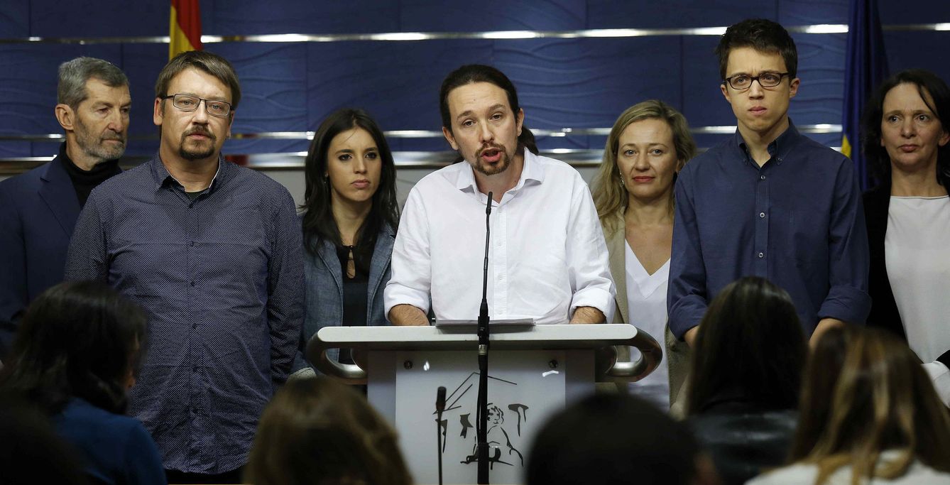 Rueda de prensa de Pablo Iglesias tras la primera reunión con el Rey. (EFE)