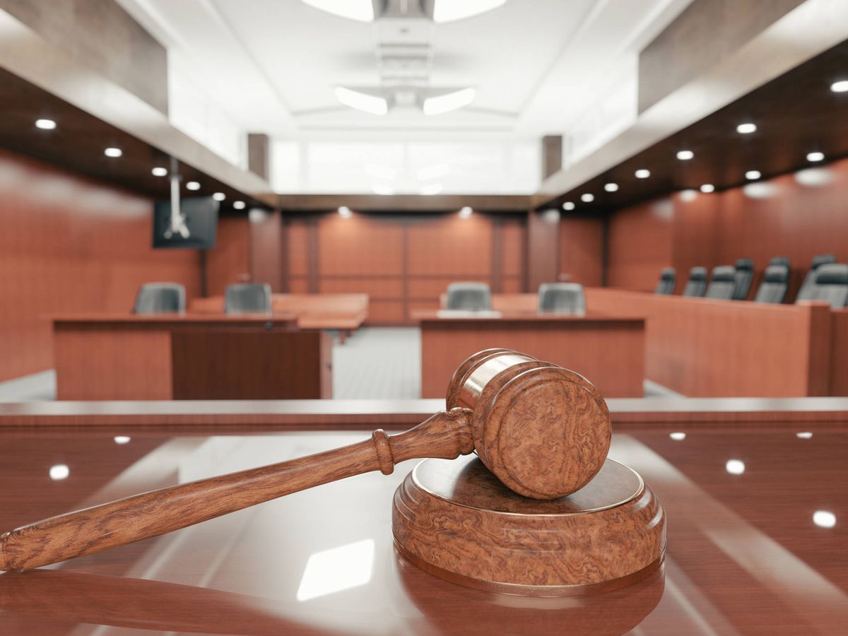Foto: Un sala de un tribunal en una imagen de archivo. (iStock)