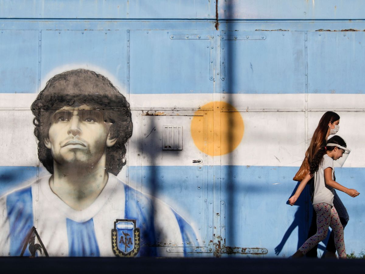 Foto: Twitter se llena de imágenes que recuerdan al futbolista (Foto: Reuters)