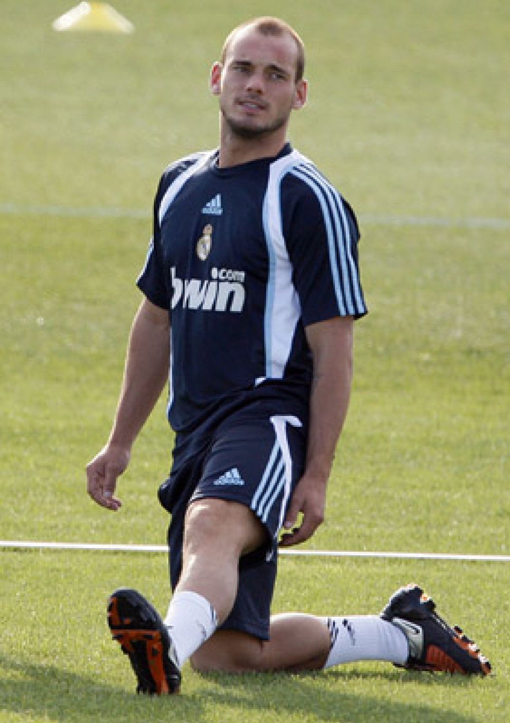 Foto: Sneijder no se entrena con el Madrid y se espera que en breve se anuncie su venta