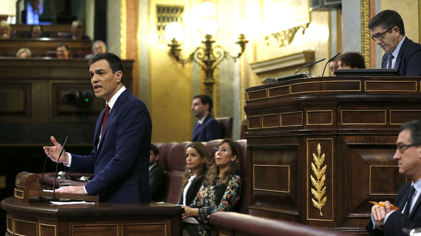 Foto: Pedro Sánchez y Patxi López el pasado 2 de marzo en el Congreso de los Diputados. (EFE)