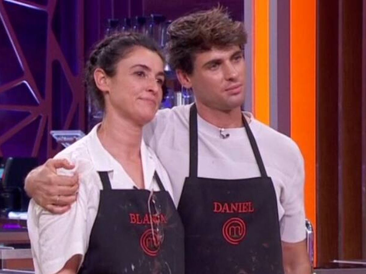 Foto: Blanca Romero y Daniel Illescas en la semifinal de 'MasterChef Celebrity'. (RTVE)