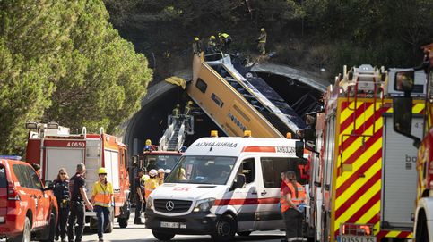 Tres heridos críticos y 22 graves en el accidente de un bus con trabajadores de Inditex en Barcelona 
