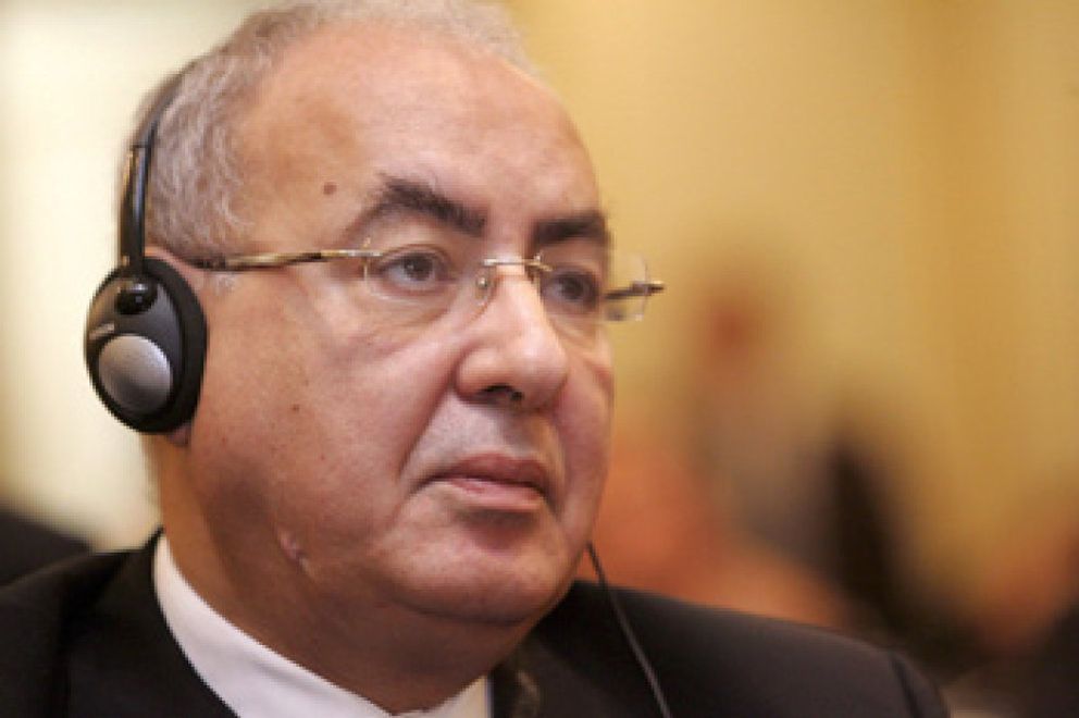 La diplomacia argelina cree que sólo el Rey podría solucionar el “fiasco industrial” de Repsol y GN